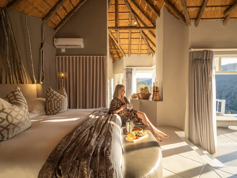 Suite interior at Clifftop Exclusive Safari Hideaway