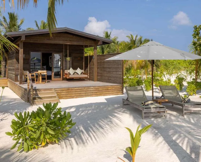 Nala_Romantic_beach_villa_1600x900-845x684