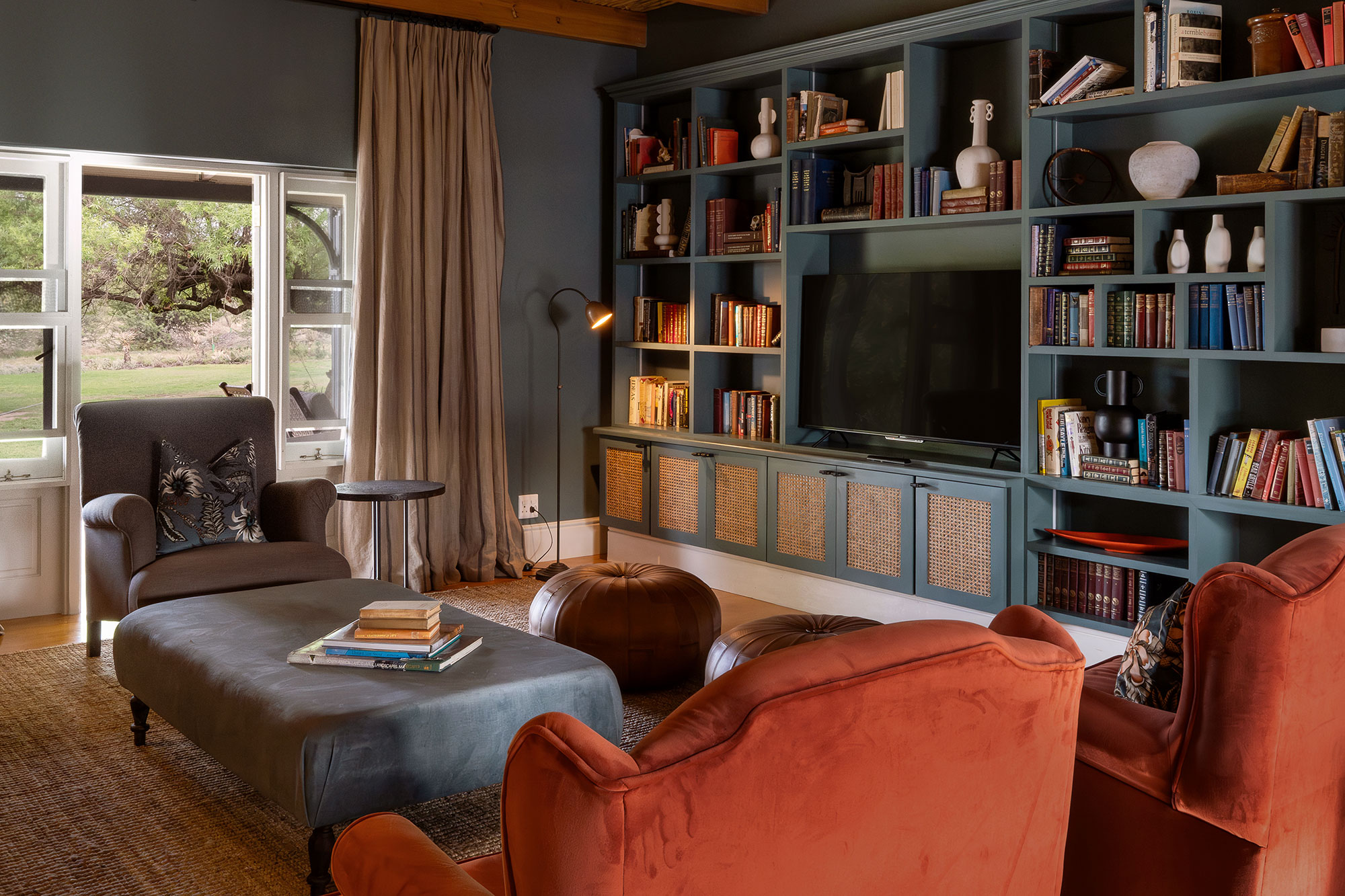 Samara-Karoo-Lodge-library-TV-room-Maike-McNeill