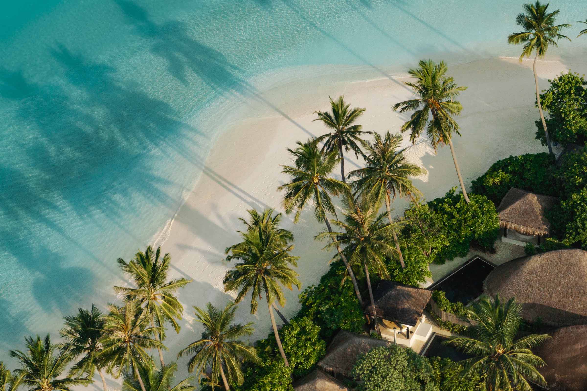 sun-siyam-iru-fushi-aerial-of-ideluxe-beach-villa-with-pool