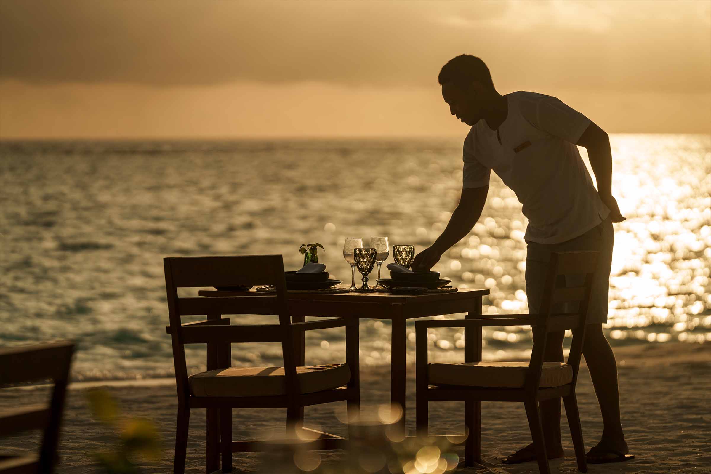 sun-siyam-iru-fushi-islanders-grill-restaurant