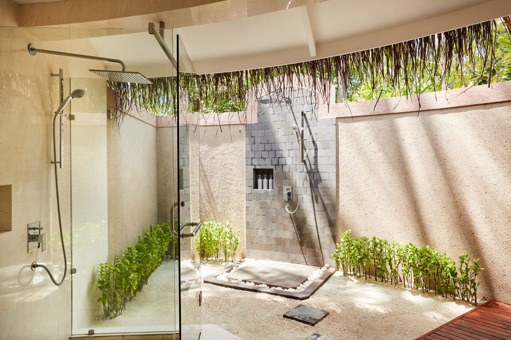 vilu_reef_beach_villa_0113