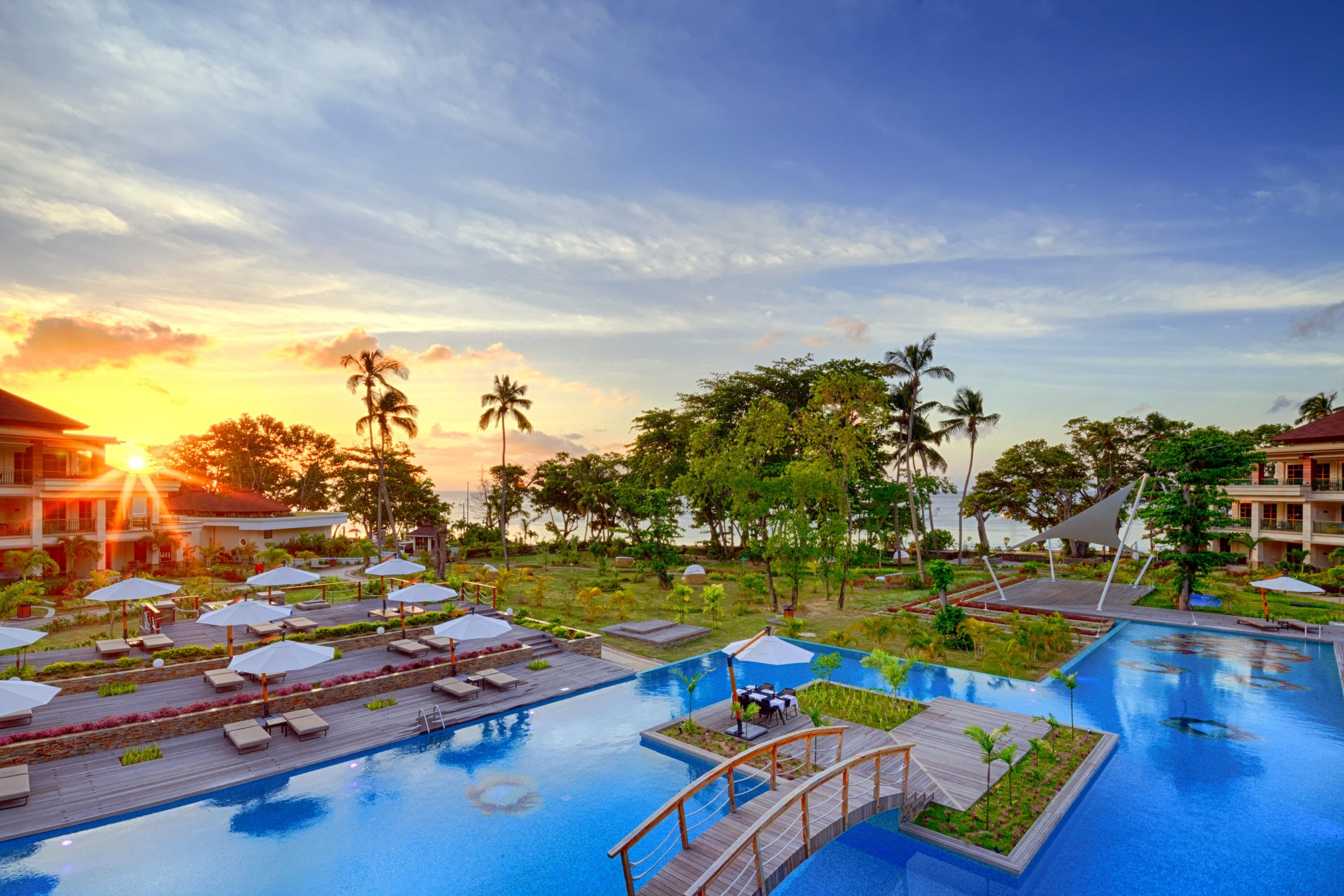700-sqm-Pool