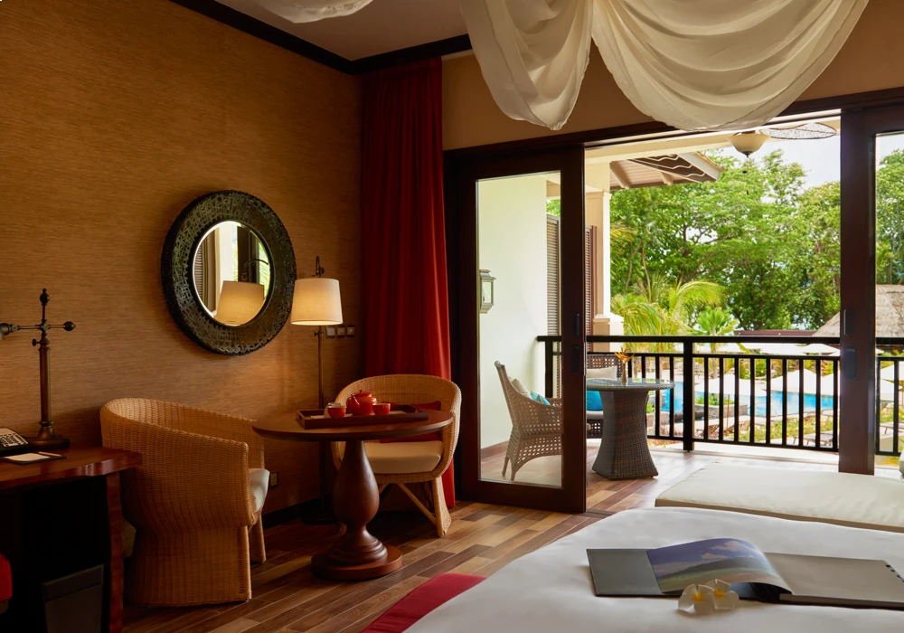 Junior-Suite-with-Balcony-1