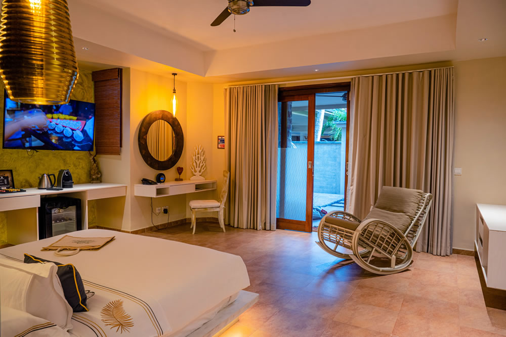 Leduc_gallery_honeymoon