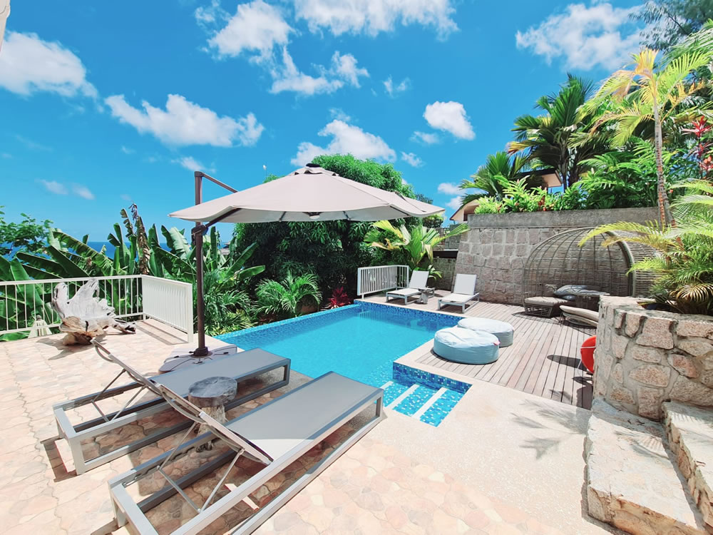 Leduc_villas180_terrace-pool