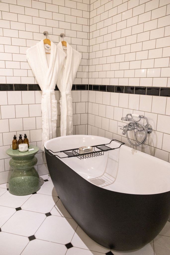 Stable Suites Bathroom bath