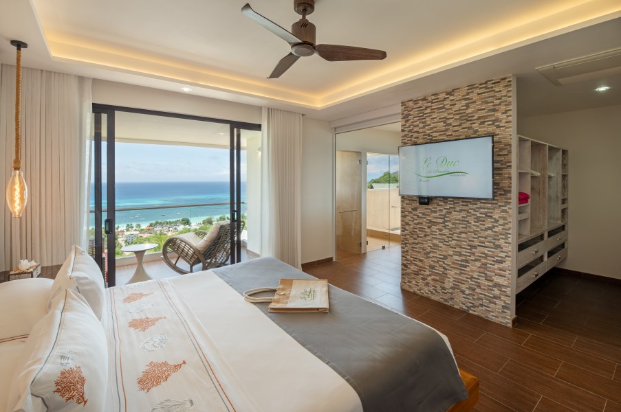Villa-360-Bedroom-1-600h